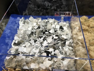  plastic crushed with our crusher, paper-mixing chip .